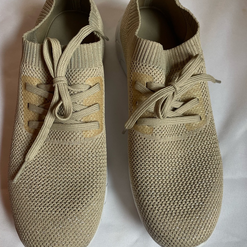 Solis Collection “Gold” Sparkly Knit‎ Slip-on Sneakers, Size 9.5